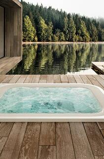 Professional feszített víztükrű medencék - Szeretne otthonában olyan medencét, amely tökéletes illeszkedik környezetébe? Válassza a Jacuzzi® fesztített víztükrű medencéit eredeti minőségben, pazar kilátásban.
Professional feszített víztükrű medencék